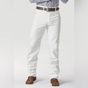 Brand New without tags WRANGLER® COWBOY CUT® SLIM FIT JEAN IN WHITE